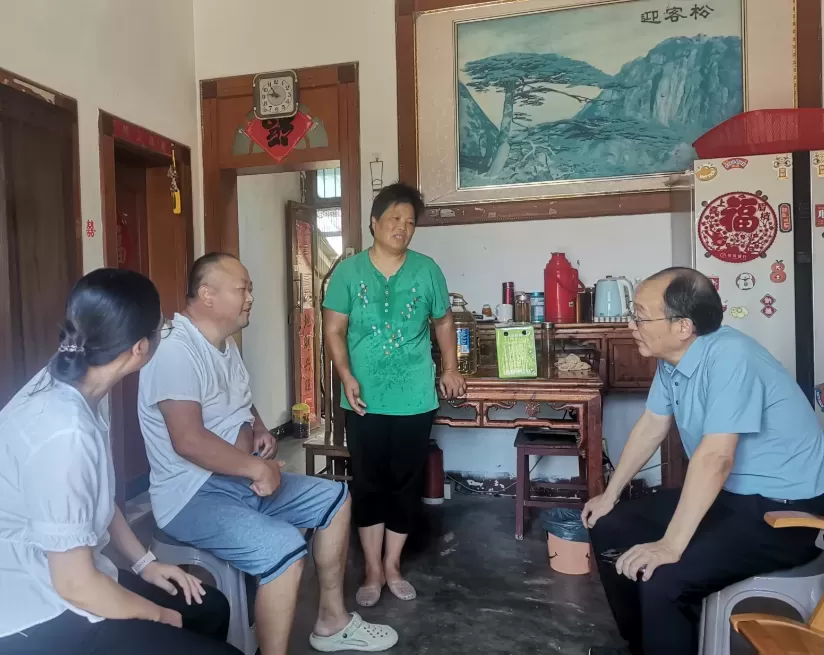 芜湖市繁昌区繁阳镇：炎炎夏日送关爱  浓浓情意暖民心